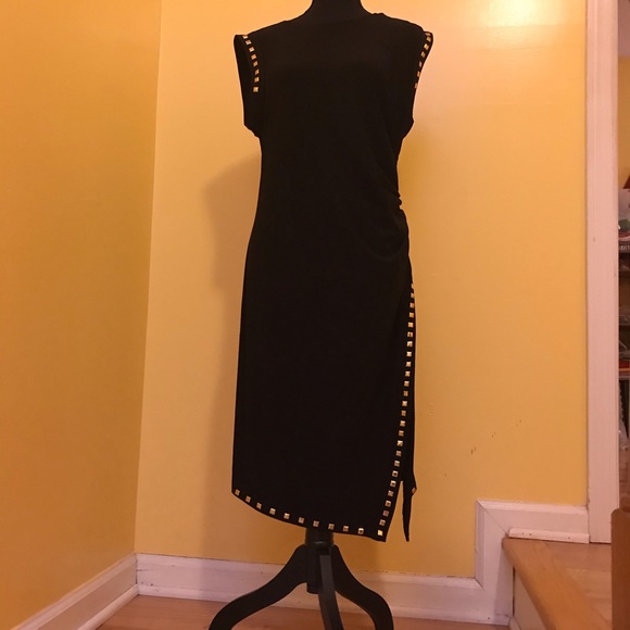 Emma & Michele Dresses & Skirts - 🔑 ☎️ Sleeveless Black Dress w/Gold  / Midi